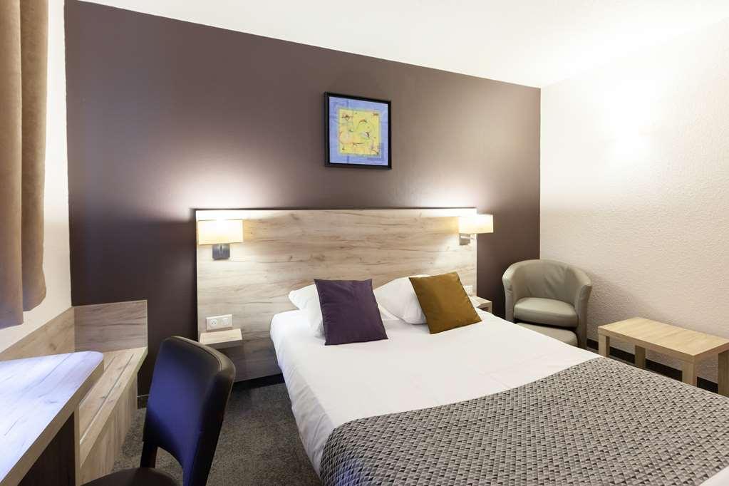 Brit Hotel Saumur 디스트르 객실 사진