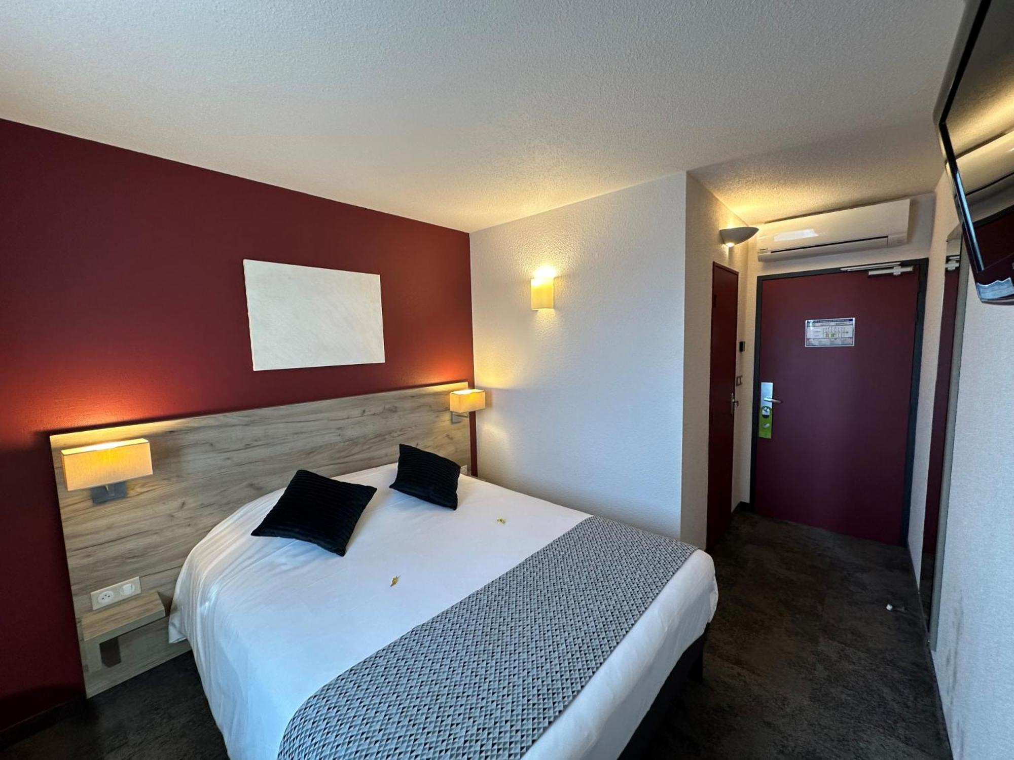 Brit Hotel Saumur 디스트르 외부 사진