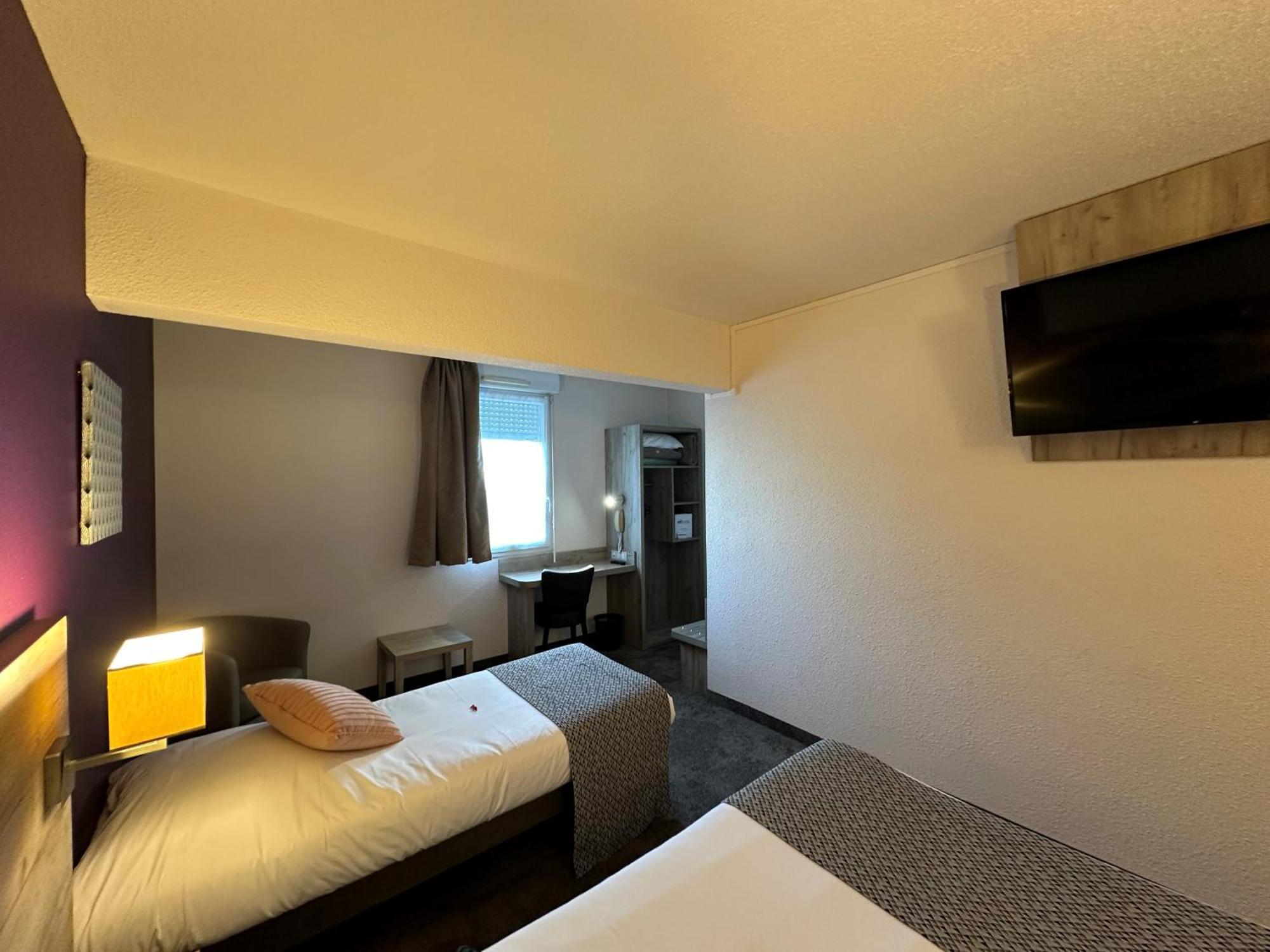 Brit Hotel Saumur 디스트르 외부 사진